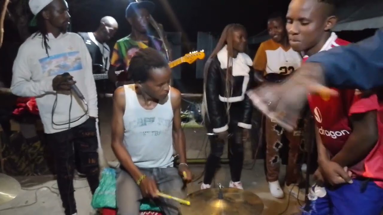 Ngombo live