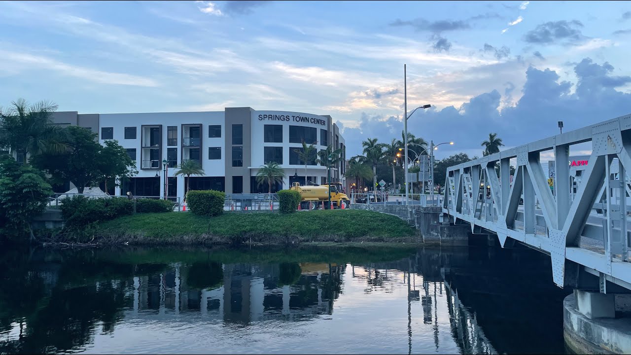 Miami Springs Town Center Walking Tour