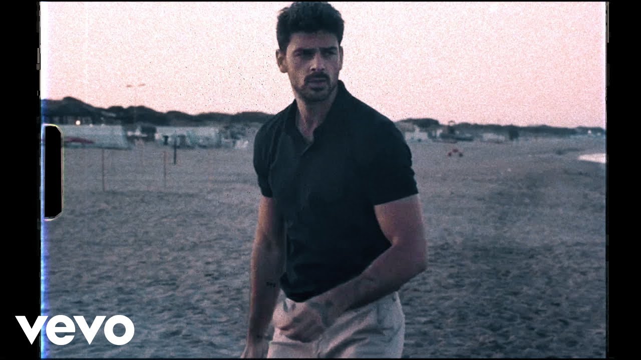 Michele Morrone - Hard For Me (Acoustic) Official Music Video