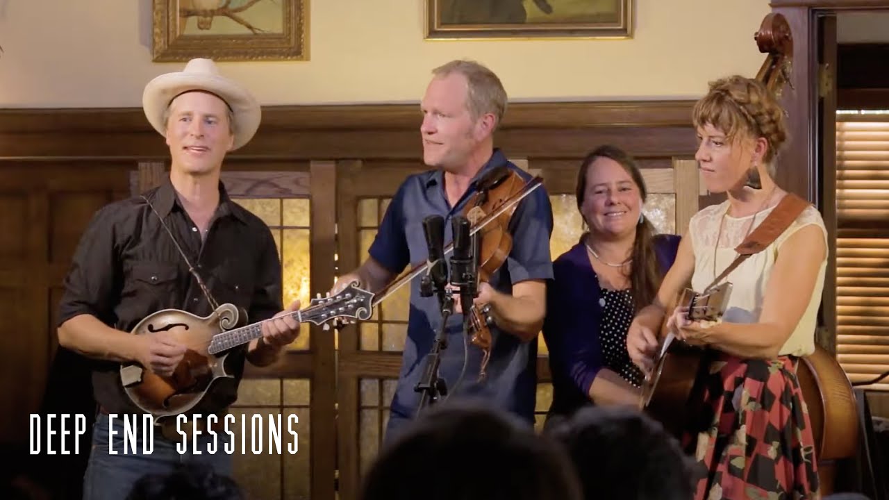 Foghorn Stringband - Waterbound