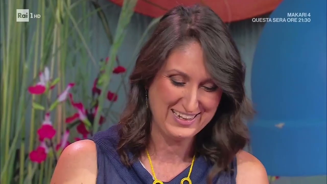 ☕️ Caffettiera: cura e pulizia, riutilizzo fondi caffè - Lucia Cuffaro e Beppe Convertini Rai1