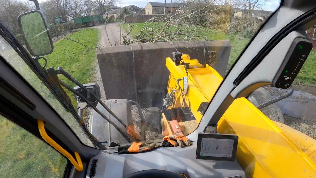 JCB 532-70 LOADING TRAILER WITH BRASH
