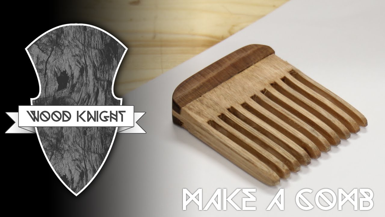 038 - Wooden hair comb