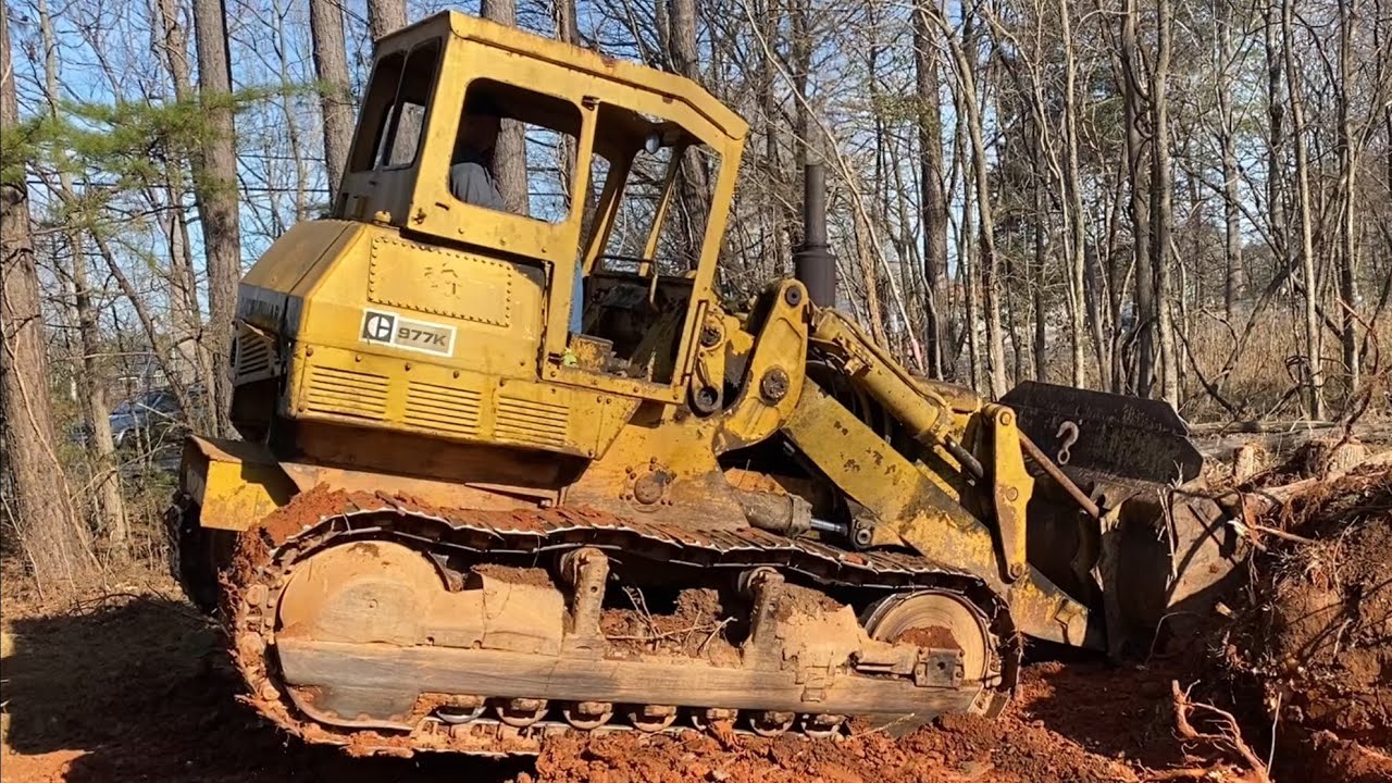 Stump removal with Cat 977k track loader, listen to that 3306 diesel sing!