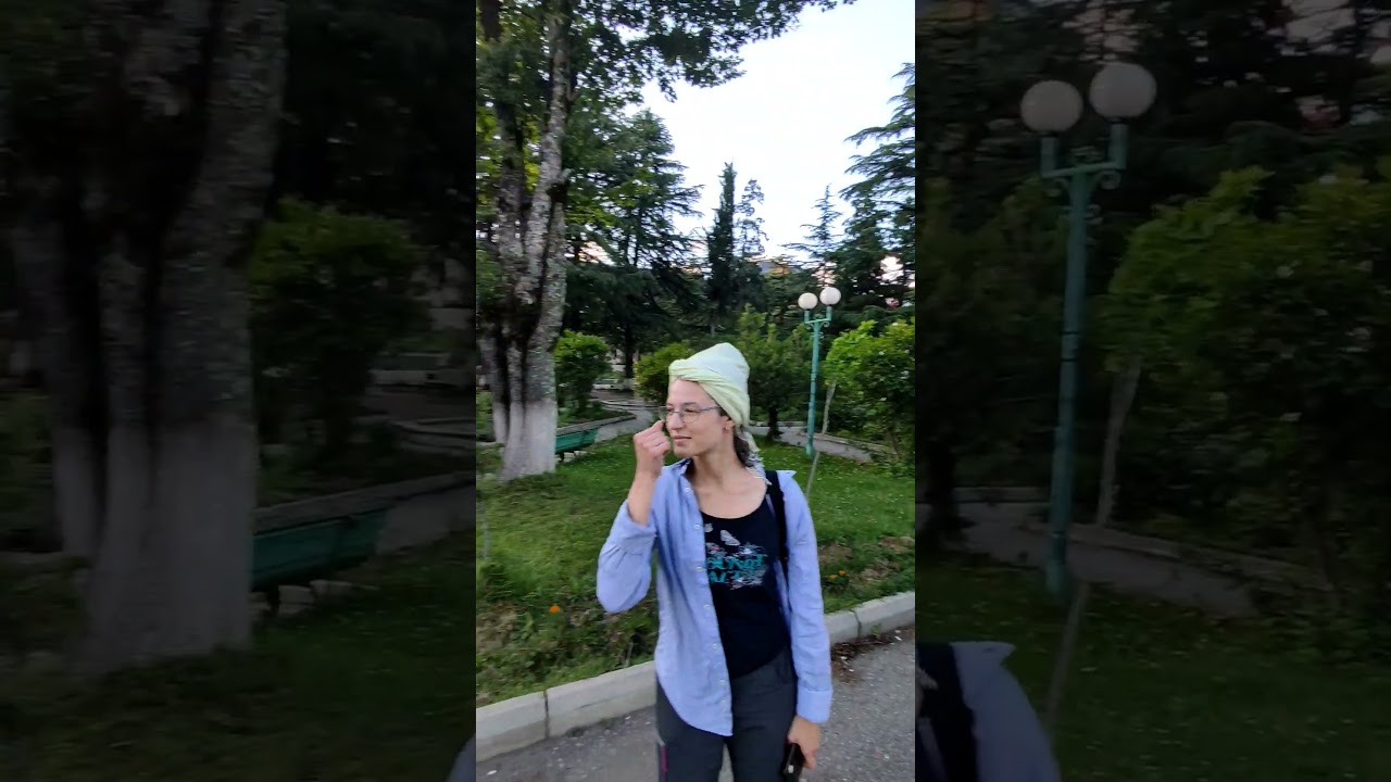 Гуляем по центру города Хуло в Горной Аджарии, Грузия.