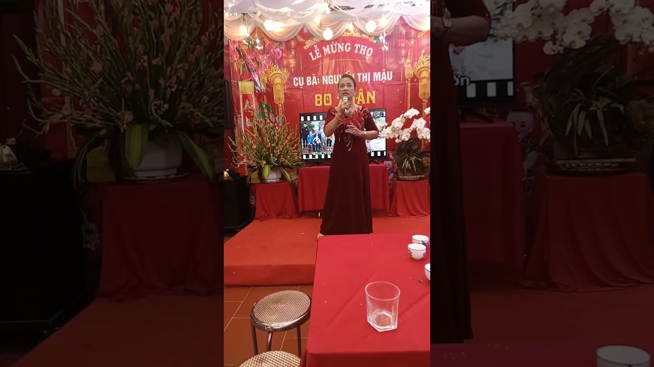Cháu con chúc thọ mẹ cha  chèo. chúc mừng thọ cụ Nguyễn Thị  mậu   thôn Lũng kênh xã Hoài Đức