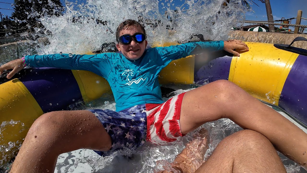 Our Final Weekend of Summer at the Waterpark