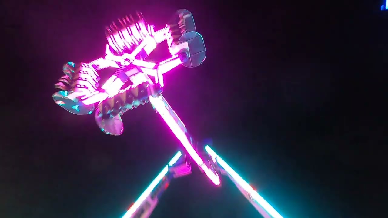 Karuzela King of Kings (Lunapark Jan Novy) Off ride 1 - Kutno - Święto R&oacute;ży 2023