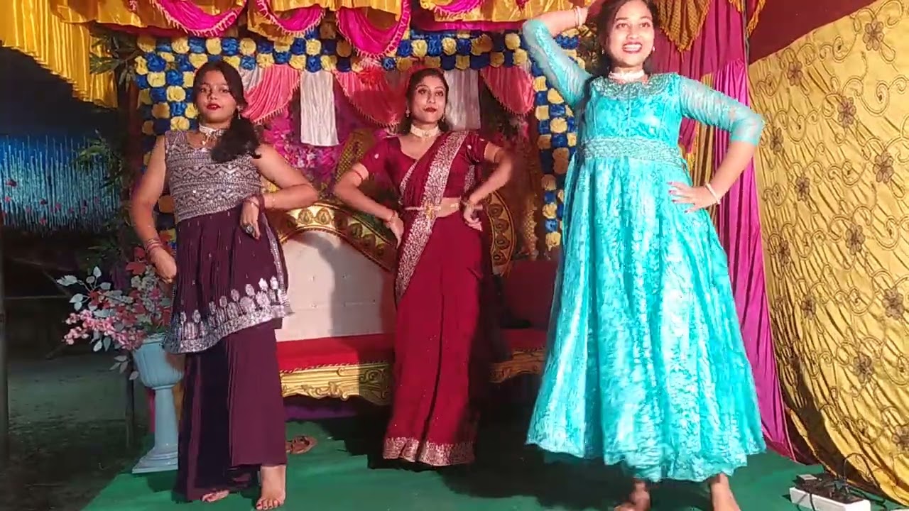 বোনের মেহেন্দি 