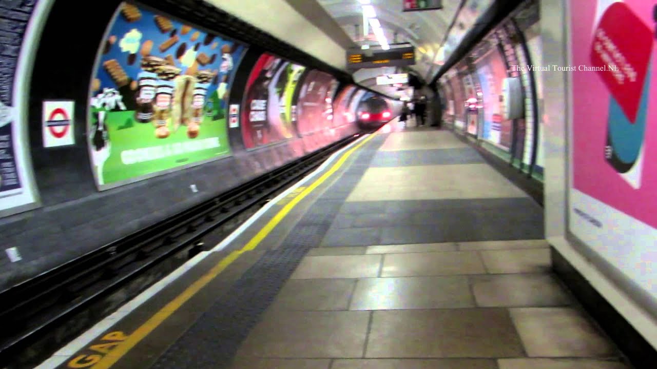 Historic  London Underground Stations - Elephant & Castle tube station 1