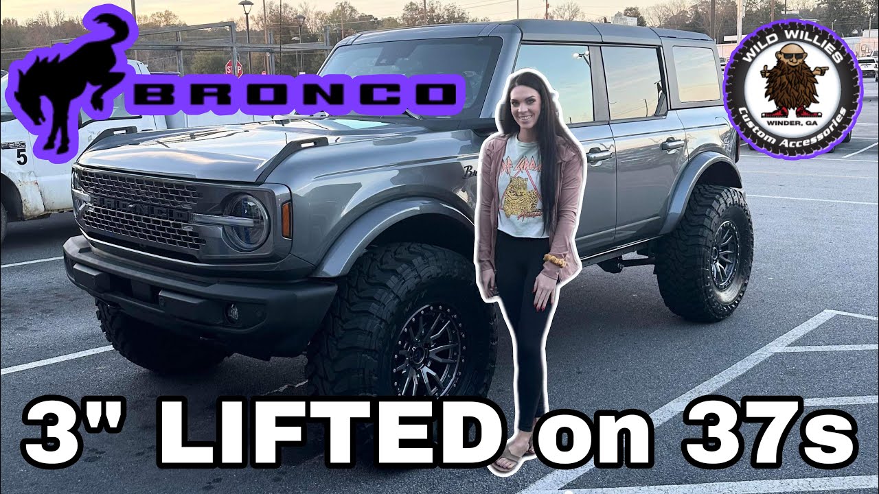 PAIGE's 2022 Akins Ford BRONCO 3" LIFTED Apex Edition on 37s!