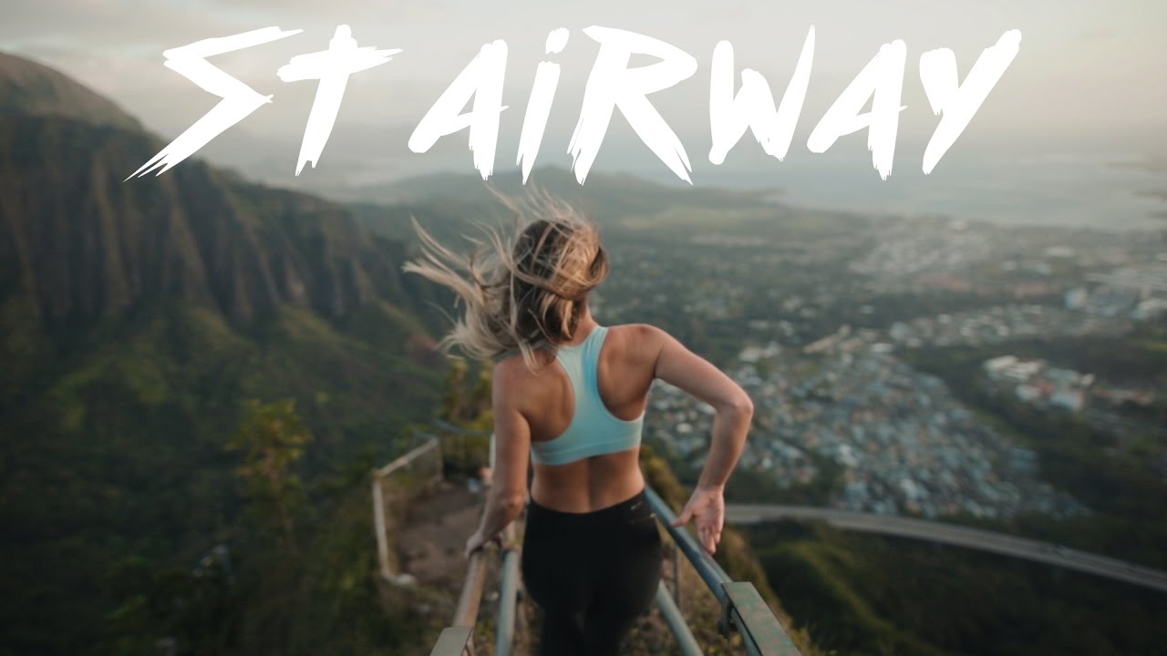 ILLEGAL STAIRWAY TO HEAVEN HIKE - AVOIDING COPS (2017)