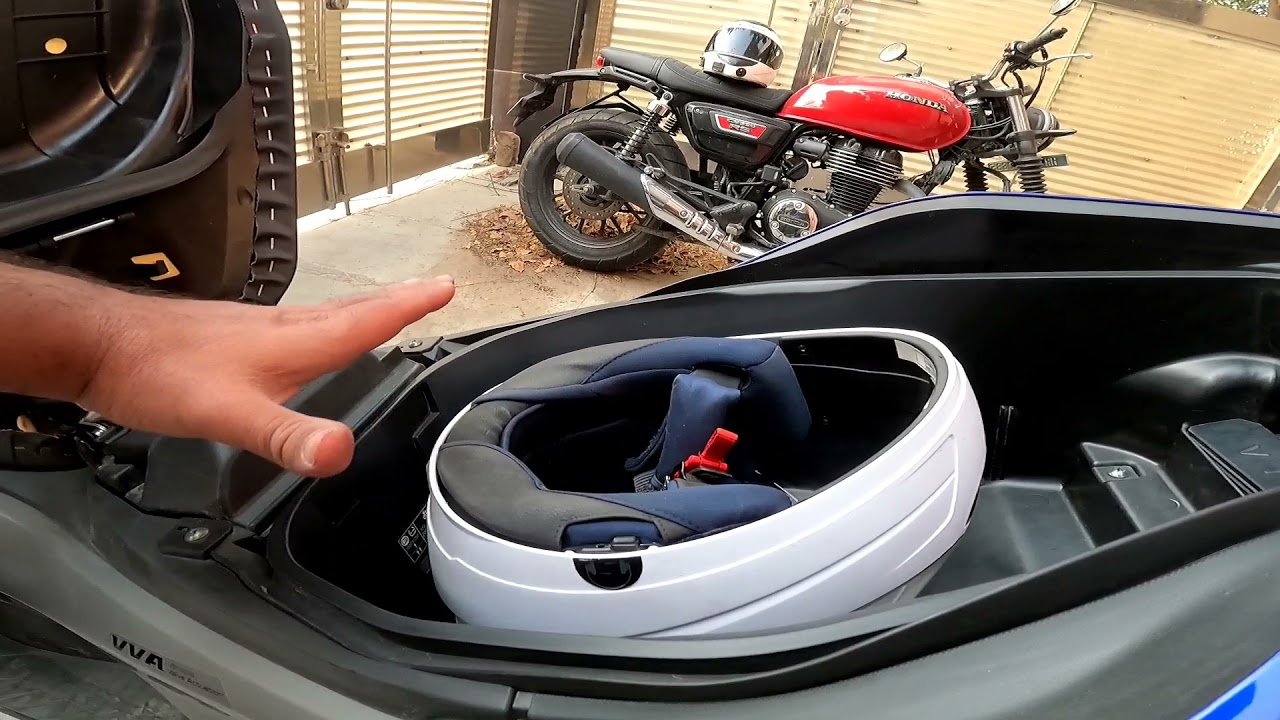 Yamaha Aerox 155 Underseat Storage TEST with 3 Helmets: LS2 MT & Steelbird