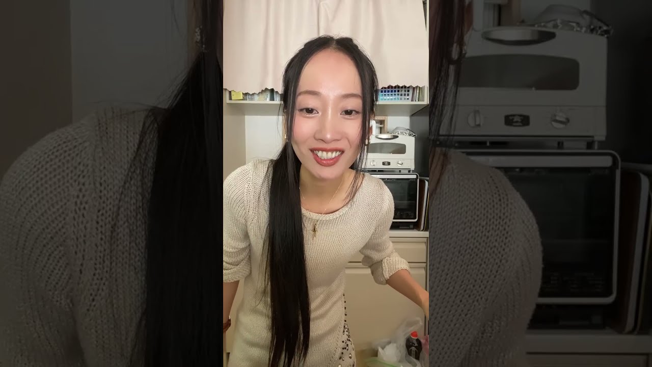 ゆかみなキッチン がライブ配信中！