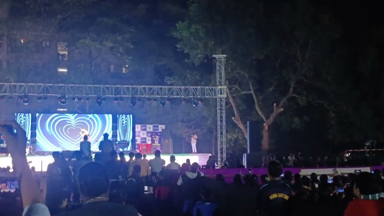 Song performance at Teckzite 