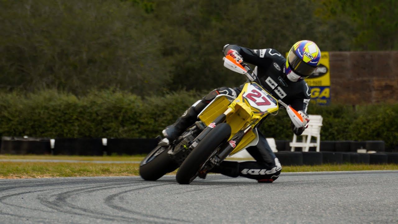 SUPERMOTO LOCO! feat. Ashton Yates