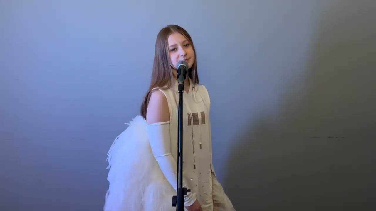 Анастасія Табакова 