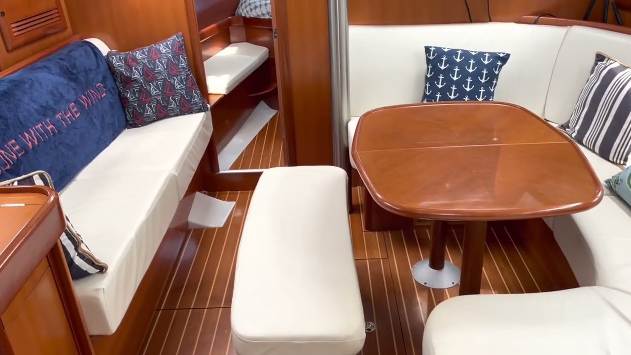 2007 42' Beneteau 423 