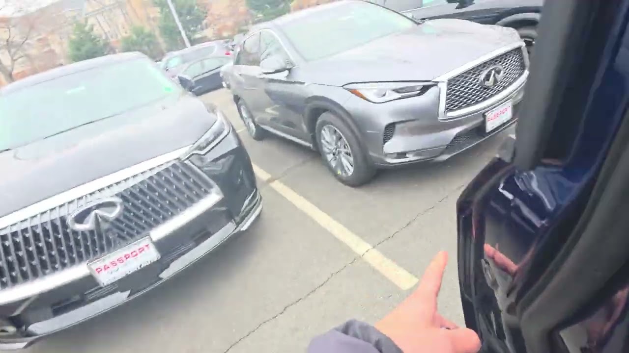 2025 QX80 autograph of 2.1 Pro pilot