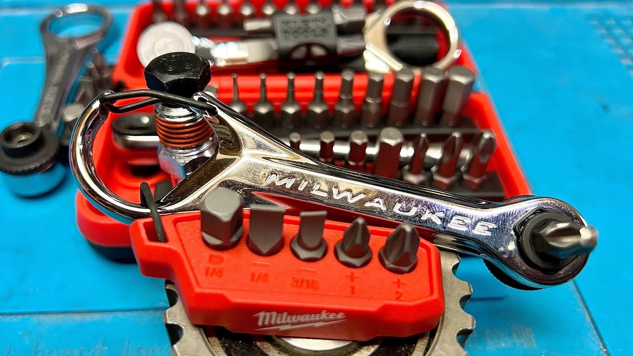 Milwaukee 48-22-2950 против Klein 65200/MAG - Clear Mini Ratchet. Победитель?