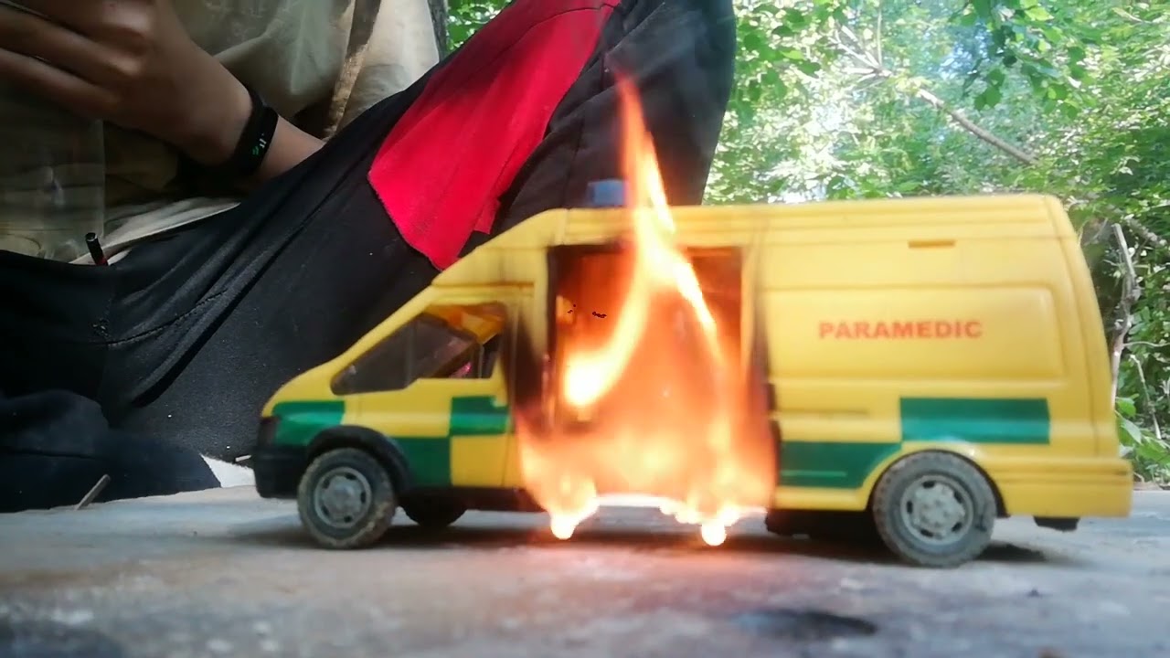 Машина Скорой Помощи Горит🚑🔥