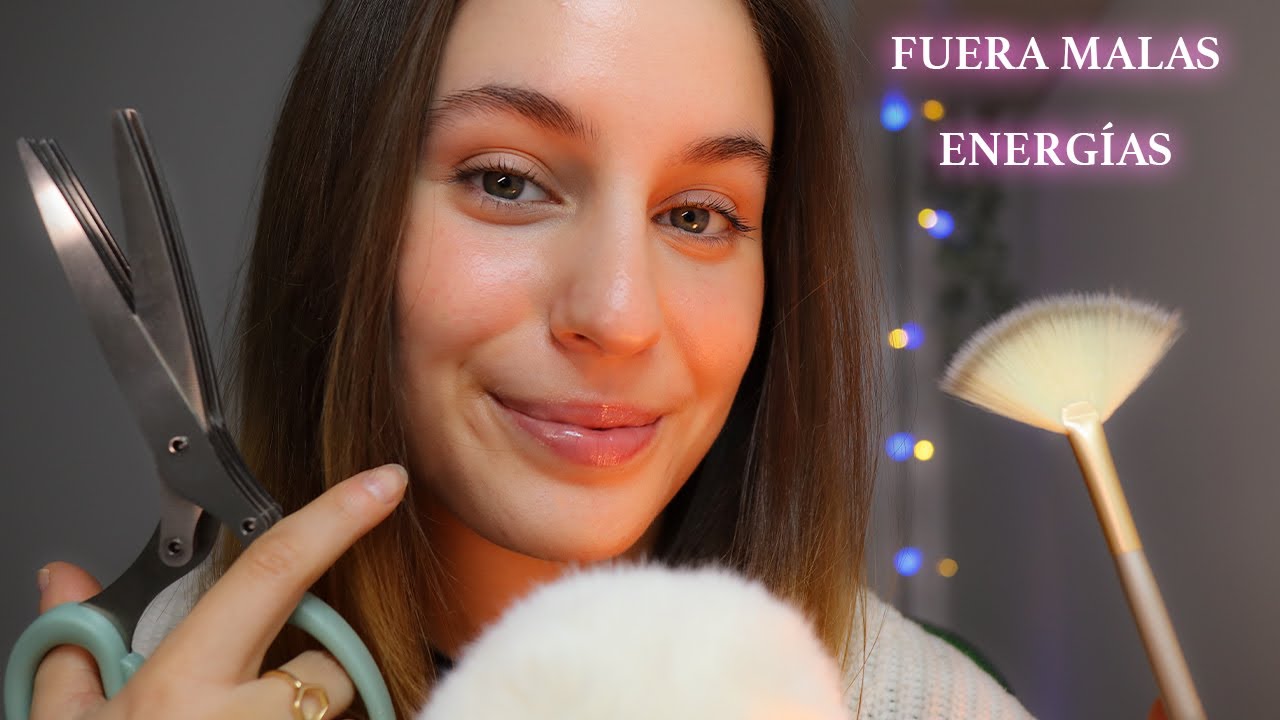 ASMR - Te quito las Malas Energías mientras Te cuido 💛🌻
