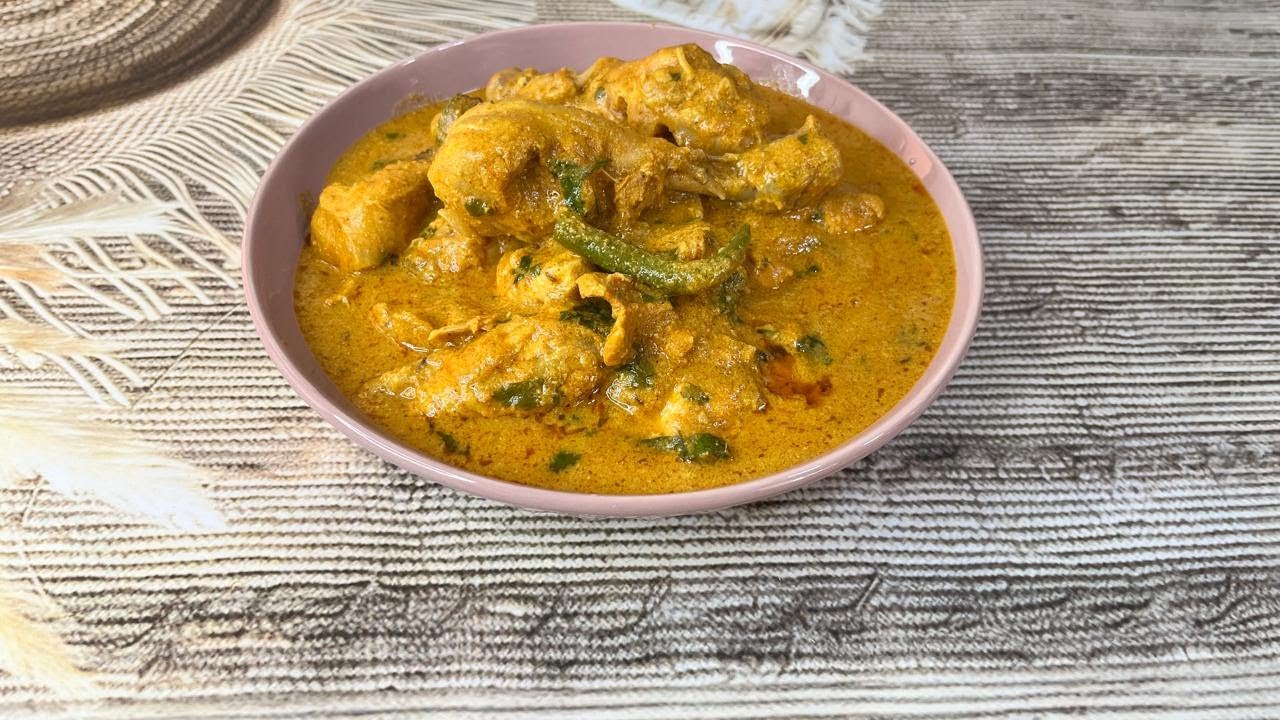 ప్రెషర్ కుక్కర్ చికెన్ కర్రీ 🍗🔥 | Easy & Quick Pressure Cooker Chicken Curry | Tasty Cooker Chicken