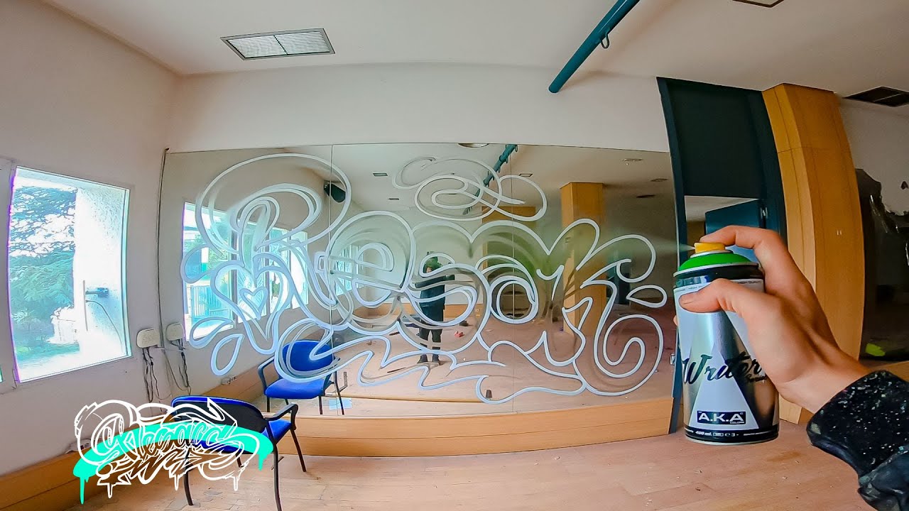 RESAKS - ⚡ Easy Graffiti Tag Piece & Mirror Room ⚡