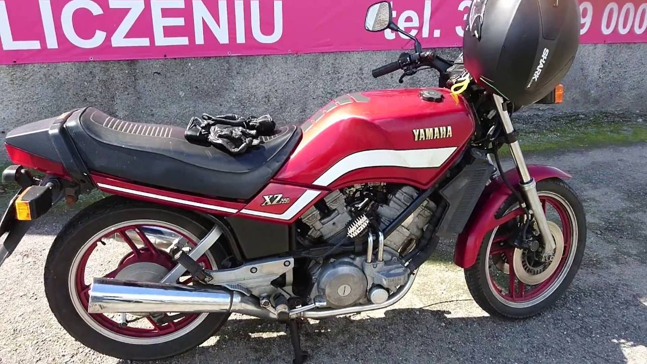 Yamaha XZ 550 - Warming up