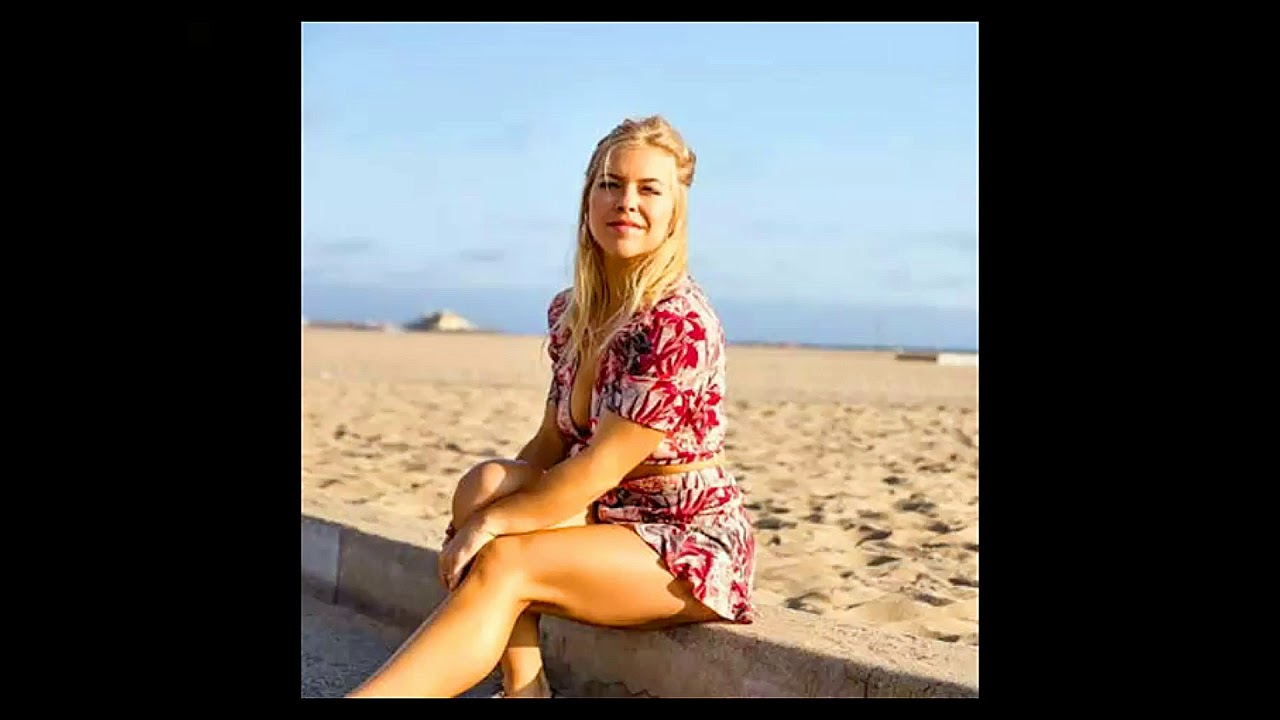 Maggie Szabo  - 