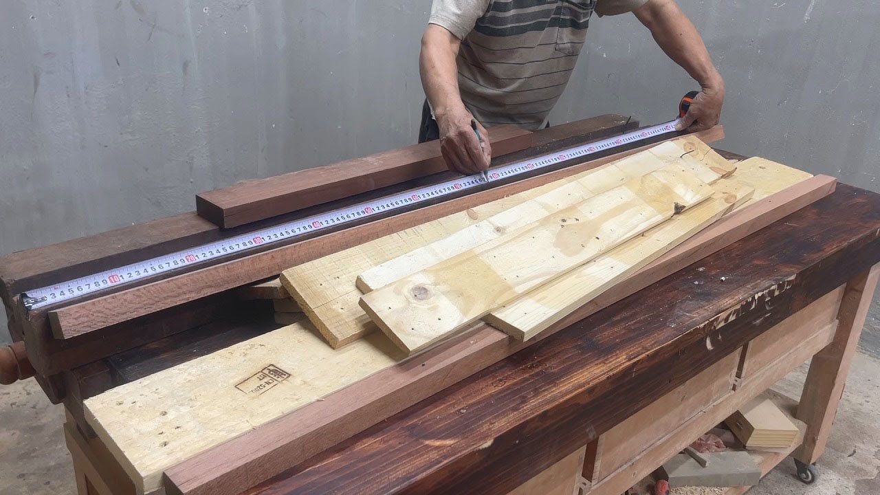 Surprises From Recycled Pallet Wood  // How To Create Beautiful Wooden Tiles And Unique Coffee Table