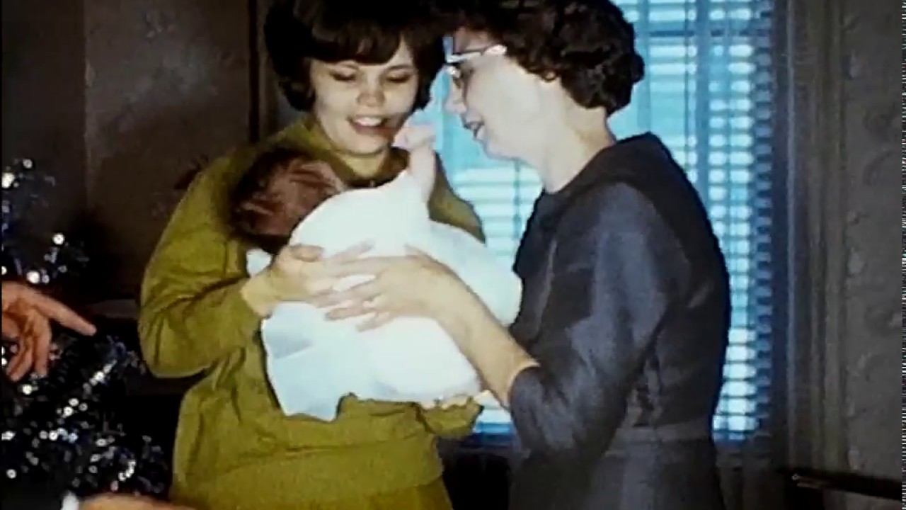 EH-1966 - Christmas with the Cyr's