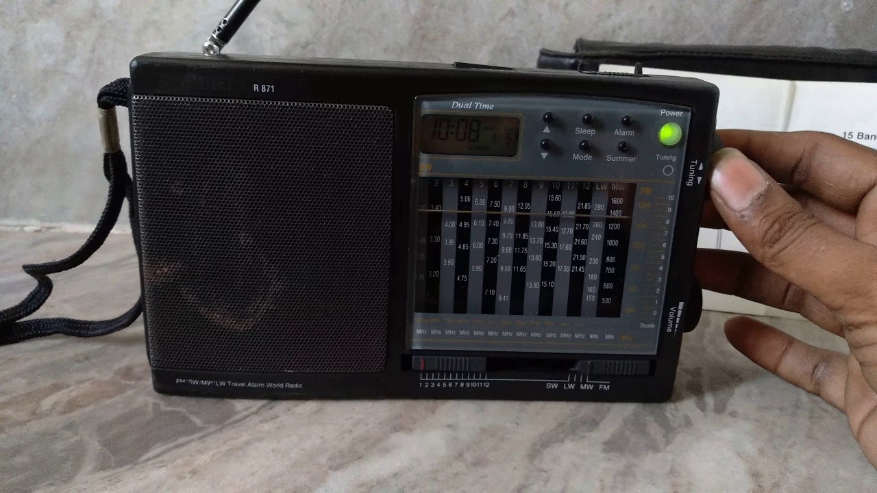 Vintage Roberts R-871  world Radio England (Shantishop)