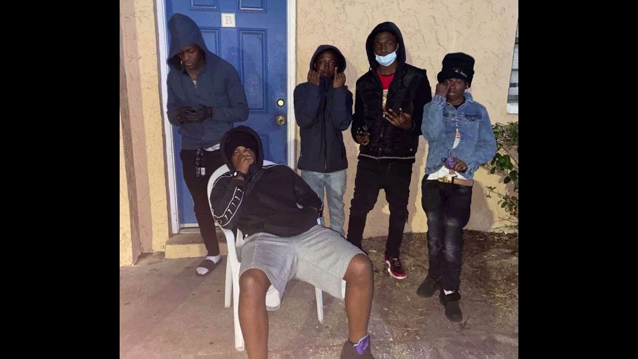Lil J4 - HopOut Ft. Luh JB X 82Kreep