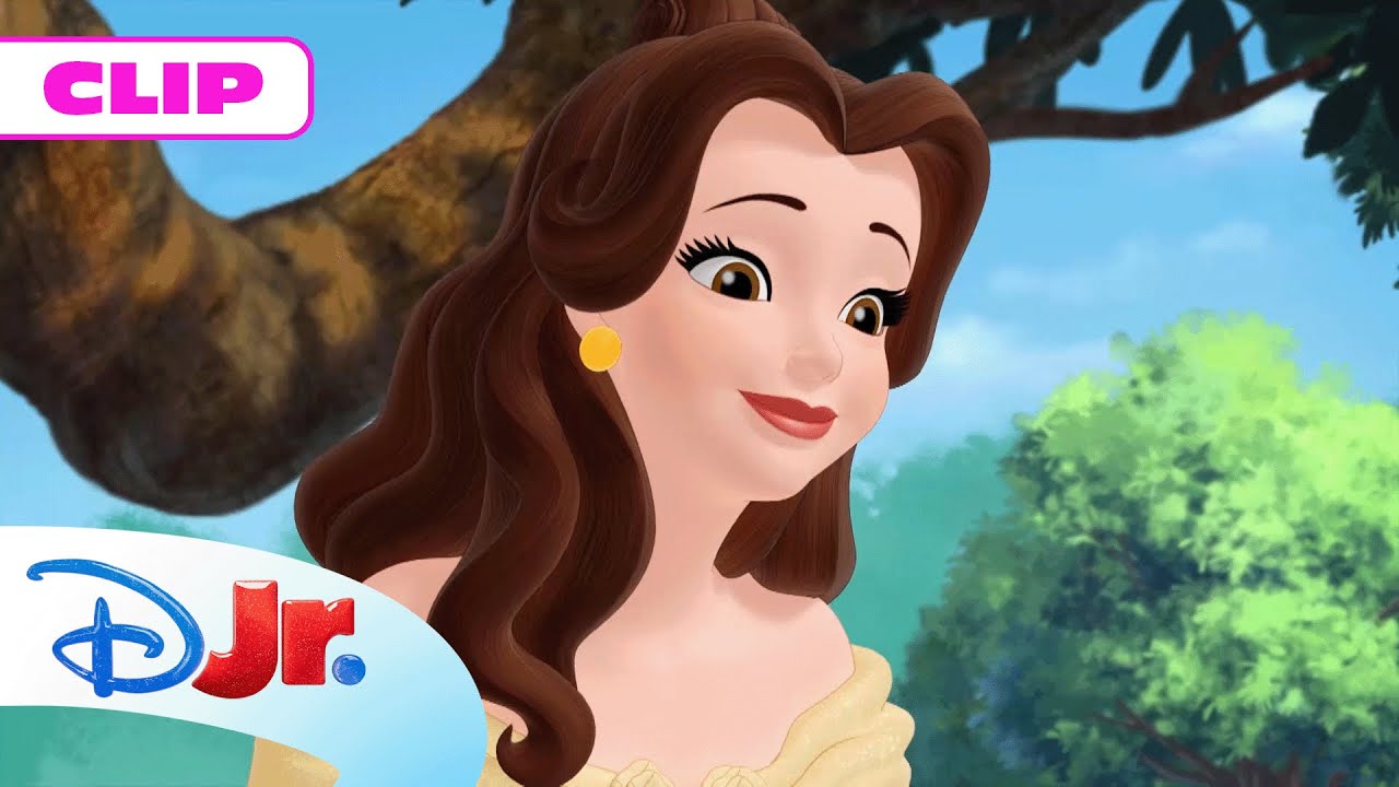 LA PRINCESA SOFÍA: Especial Princesas Disney: Sofía y Bella 👑 | @Disney Junior España