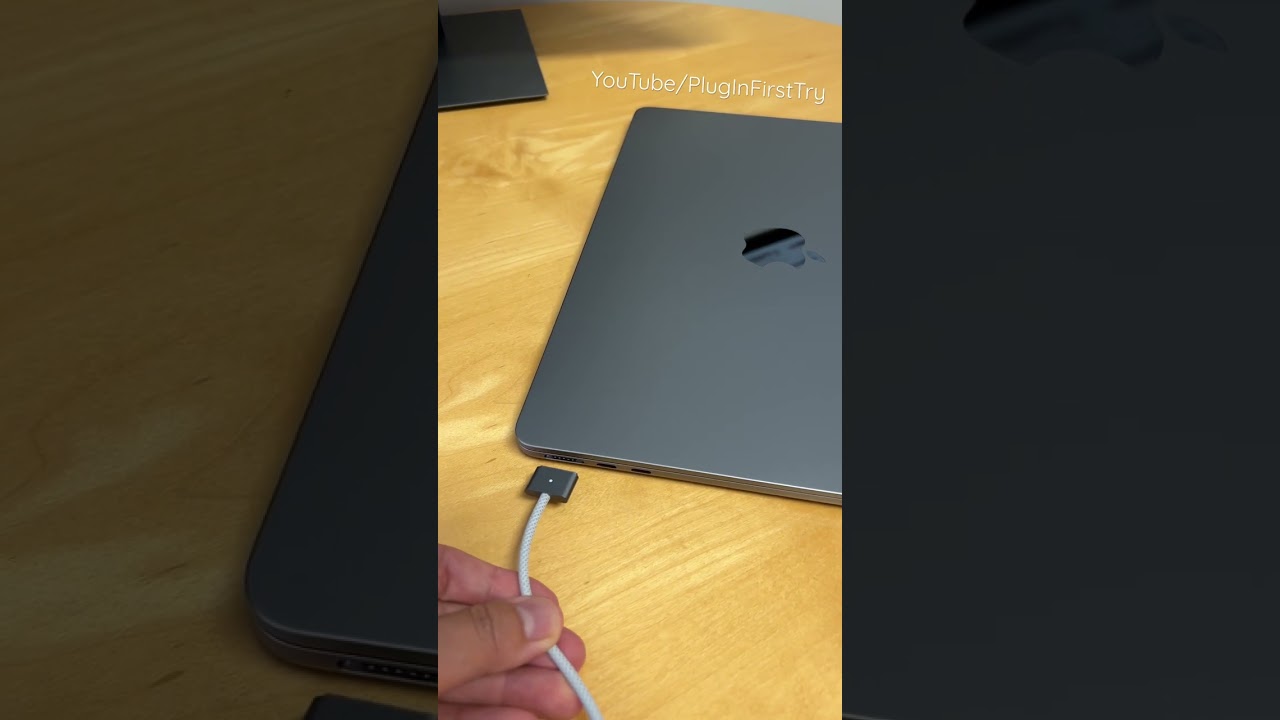 M2 MacBook Air Plug In First Try #shorts #satisfying #magsafe #💻 #asmr