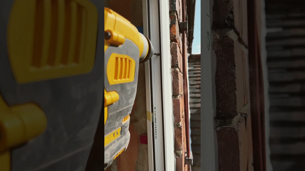 Fitting A UPVC Window #glass  #tradesman #construction #diy #dewalt #tools