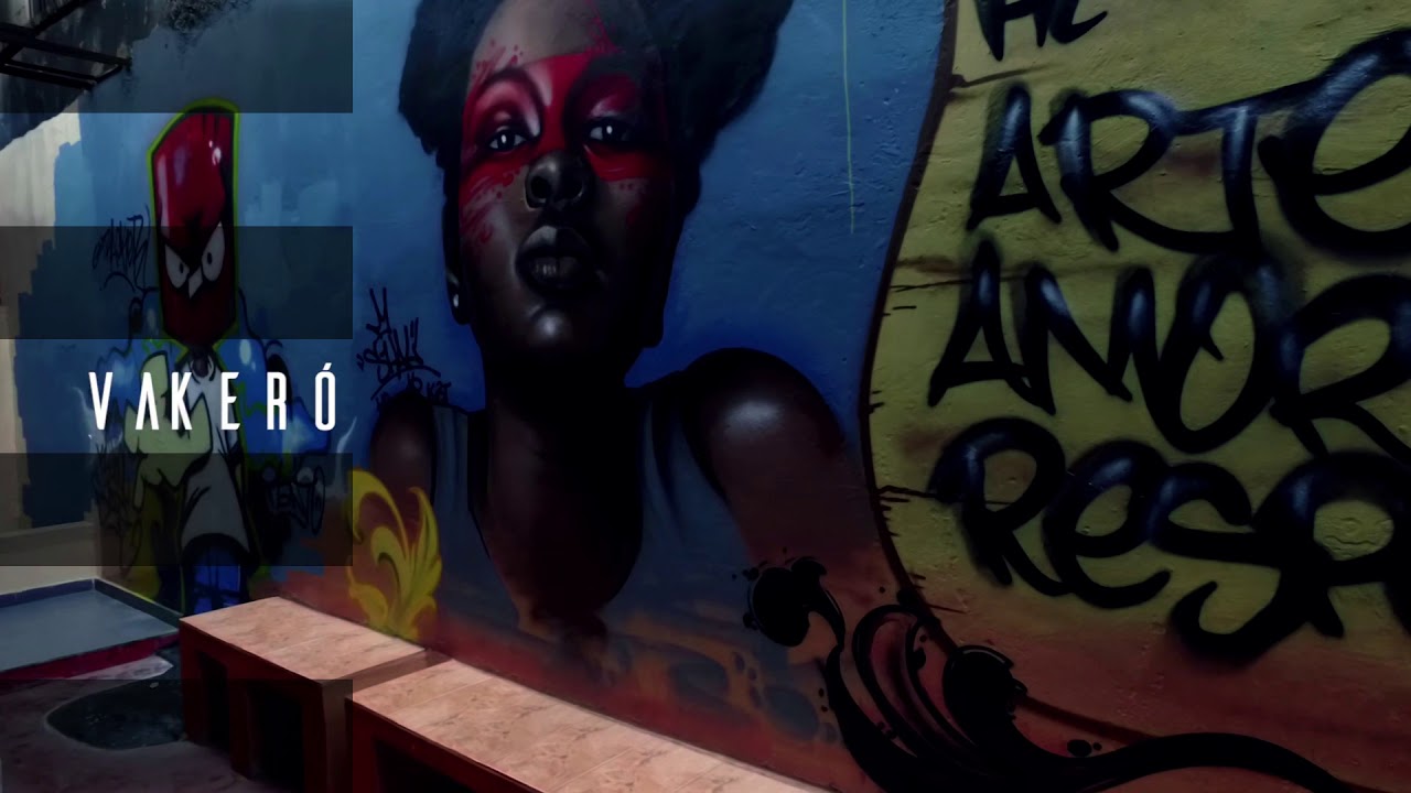 VAKERO feat Gaudy Mercy - Piensa (Video Oficial)