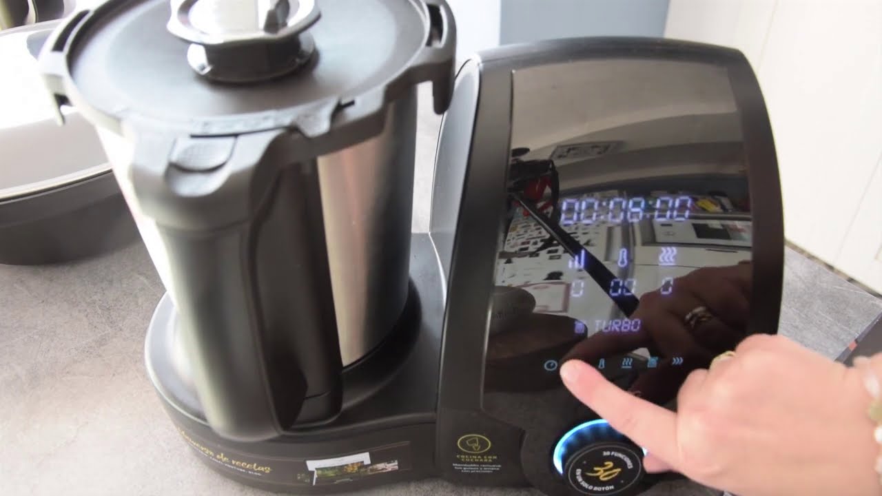 Présentation du robot mambo 9090 de Cécotec