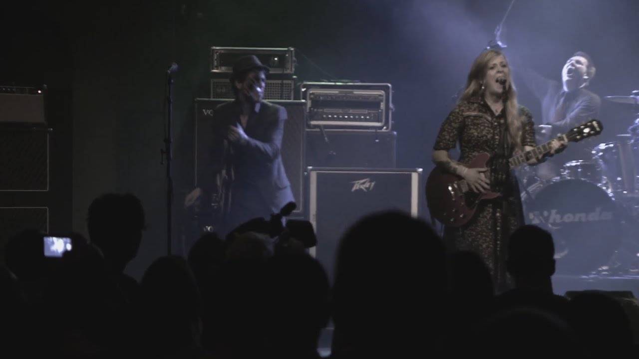RHONDA  I Need No Help (Live) @ Reeperbahnfestival 2014