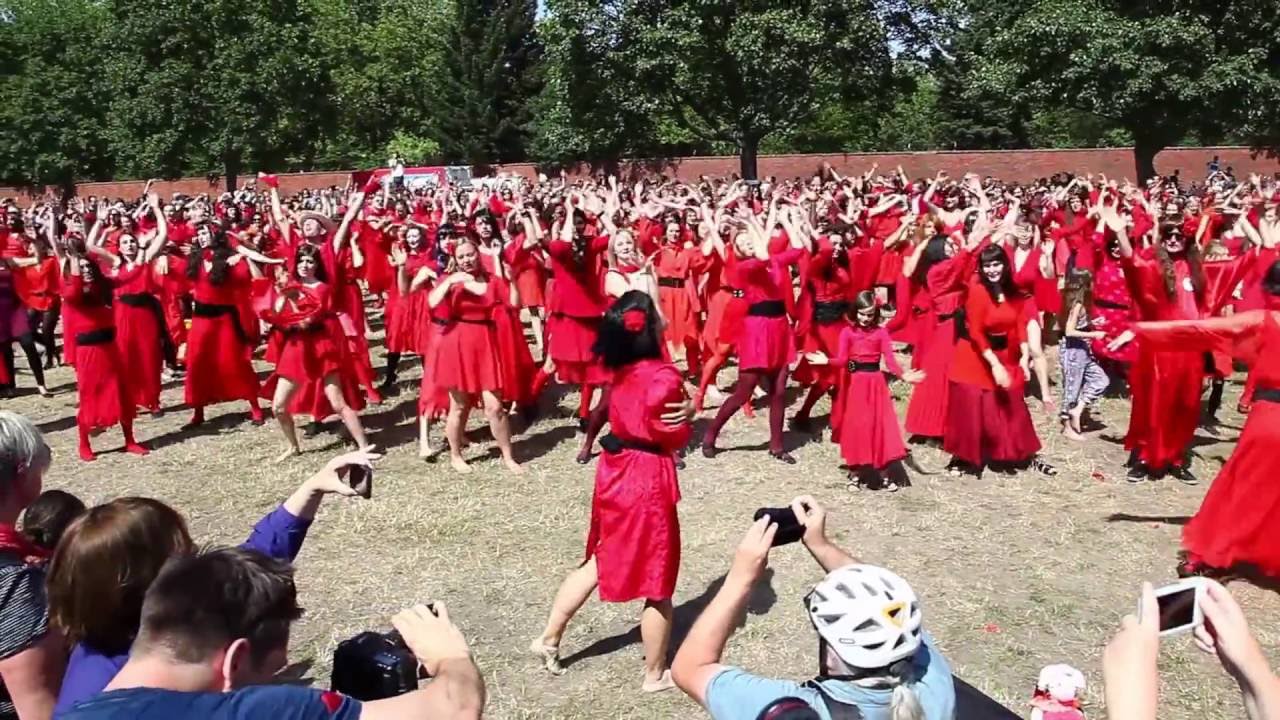 Kate Bush - Tempelhofer Feld - Wuthering Heights - Berlin