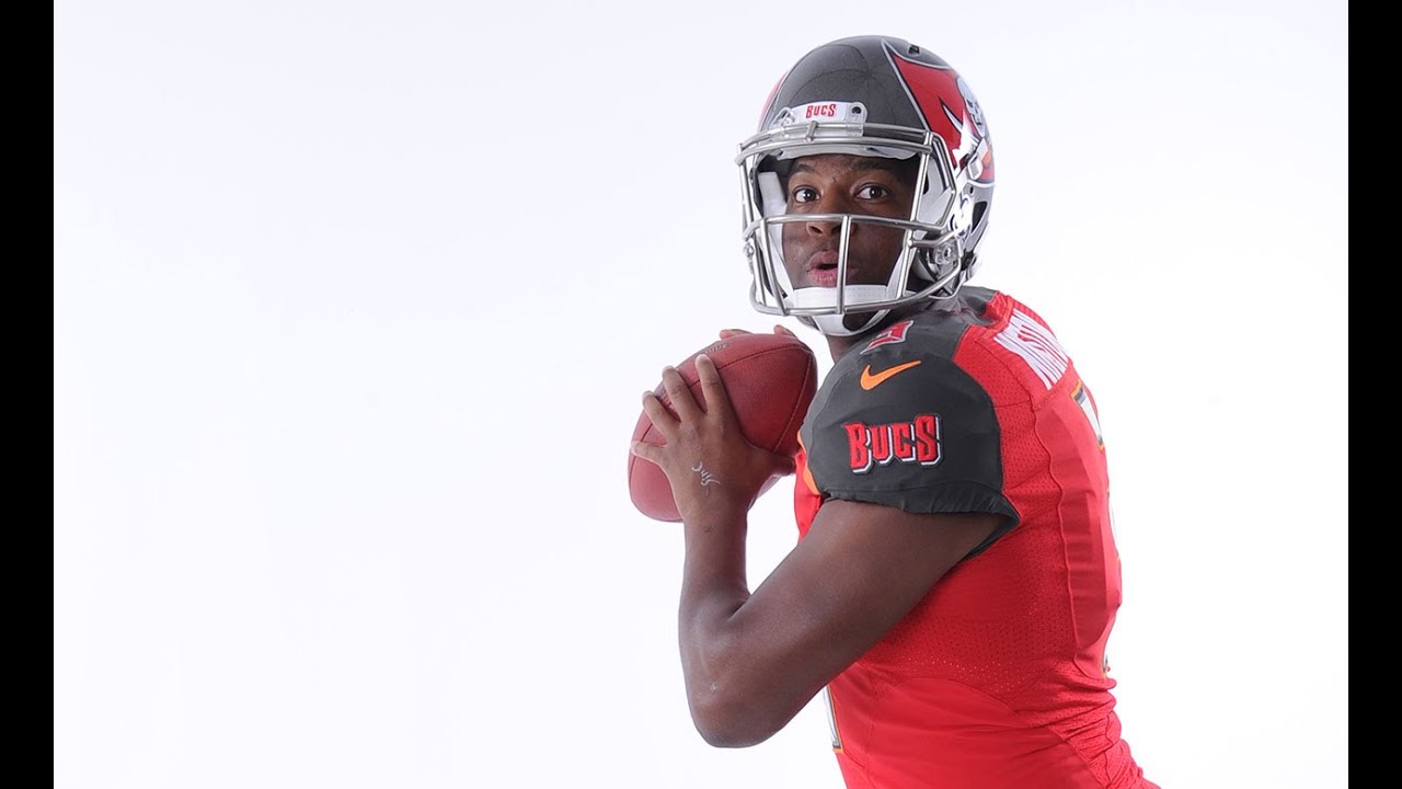 2015 Rookies Get Their Football Cards Made | NFL