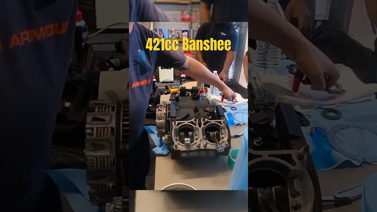 Building a 421cc Banshee engine in 10 seconds