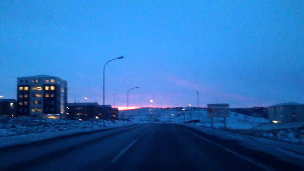 Sunrise, turn off the streetlights!