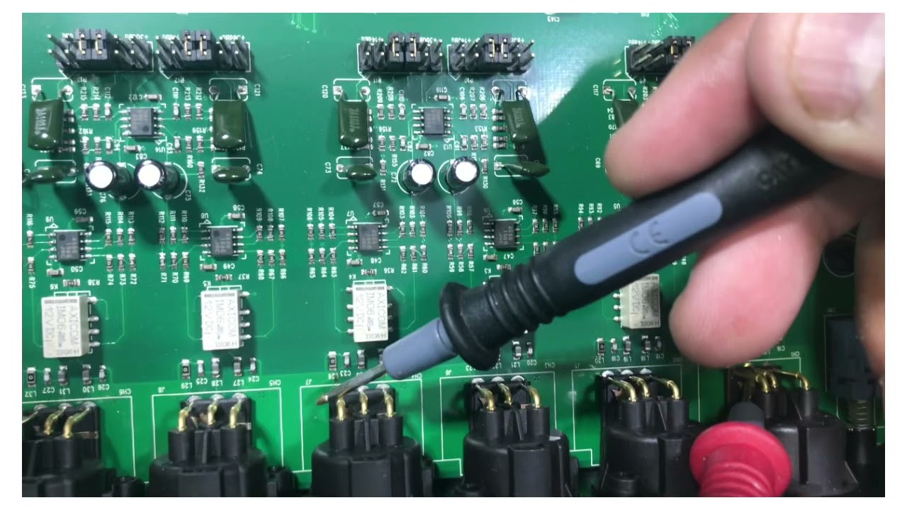 DBX 260 com defeito na saída!