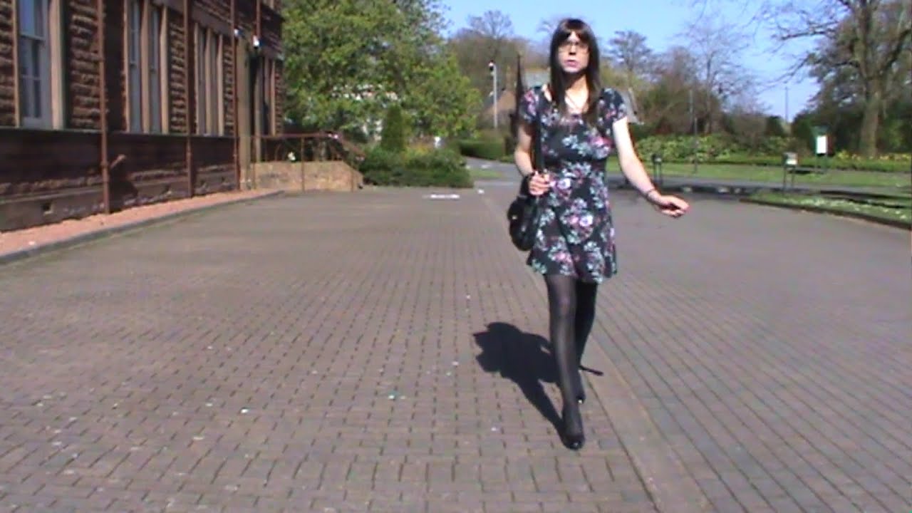 Long Shadows  (Transvestite / Crossdresser)
