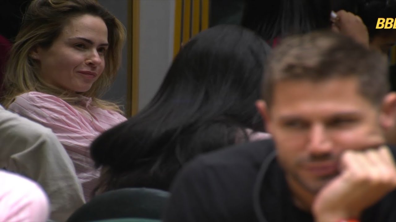 TRETA Ana Paula Reclama que Jonas Ficou acendendo a Luz e batendo Na Porta #bbb26 