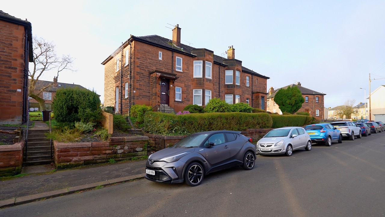 63 Moness Drive, Glasgow, G52 1ER