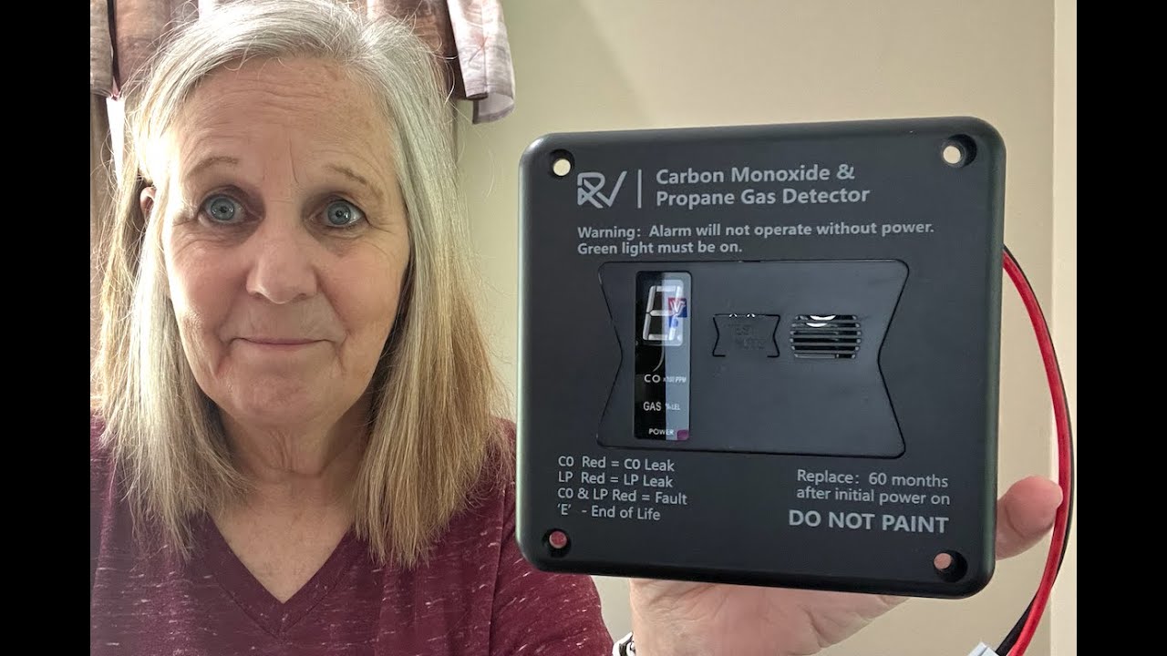 This Carbon Monoxide & Gas Detector Is A Must Have