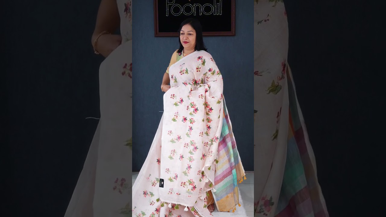 Where tradition meets a garden in bloom 🌿🌸Our floral printed handloom saree